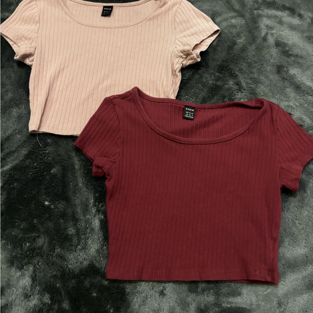SHEIN Cream and Red Ribbed Crop T-Shirts